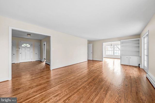 17747 SILCOTT SPRINGS RD, Purcellville, VA 20132