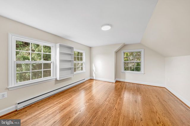 17747 SILCOTT SPRINGS RD, Purcellville, VA 20132