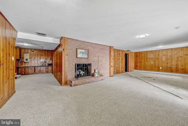 17747 SILCOTT SPRINGS RD, Purcellville, VA 20132