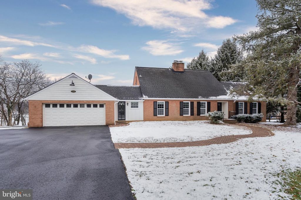 17747 SILCOTT SPRINGS RD, Purcellville, VA 20132