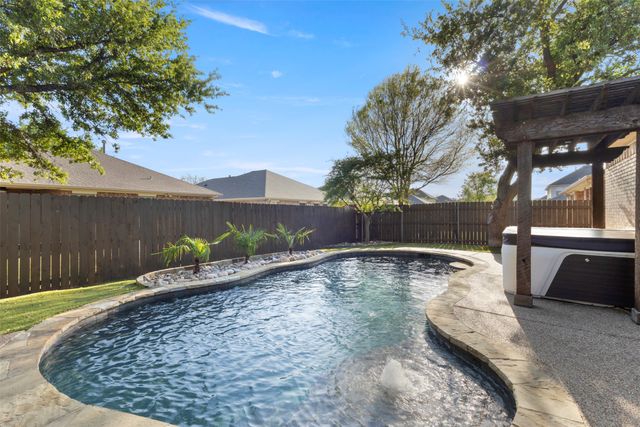 3800 Summersville Lane, Fort Worth, TX 76244