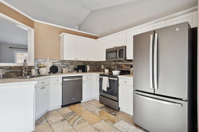 2260 Monthemer Cove drive, Mount Juliet, TN 37122