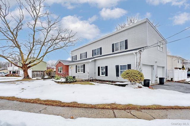 55 Picariello Drive, Haverstraw, NY 10927