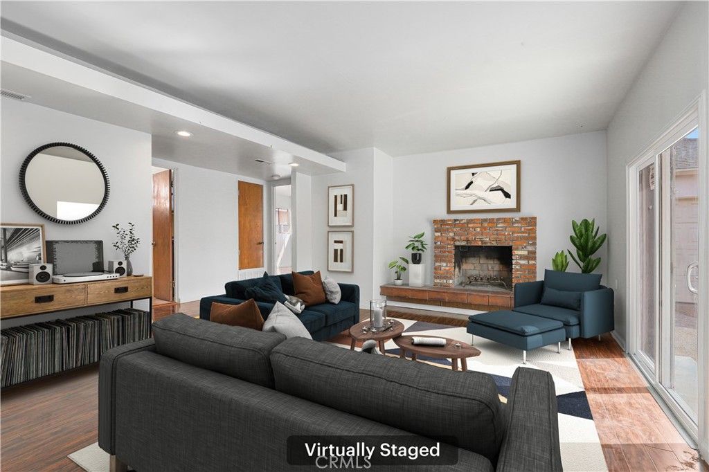 Image 15 of property listing at 1318 W Stockwell Street, Compton, CA 90222