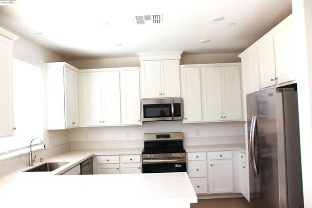 3596 Kona Kai Way, Sacramento, CA 95835