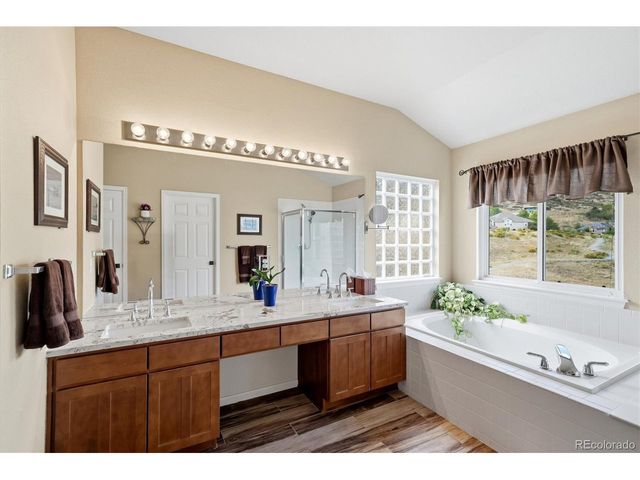 638 Golden Eagle Cir, Golden, CO 80401