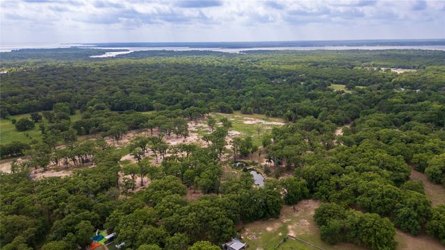 424 Hill Lane, Quinlan, TX 75474