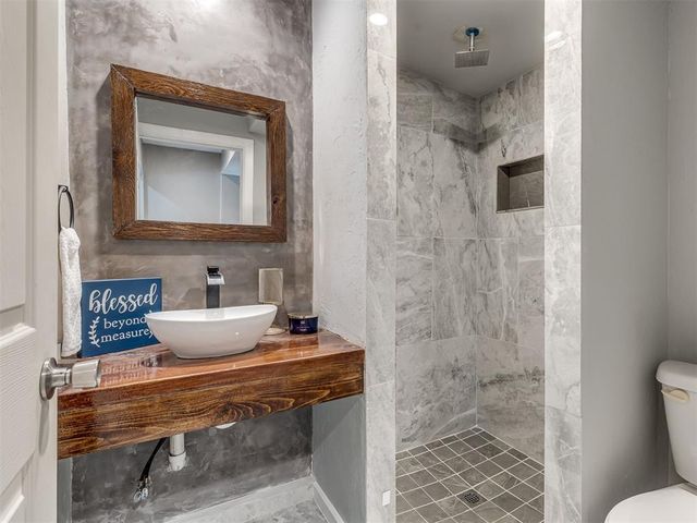 1317 S Miles Avenue, El Reno, OK 73036