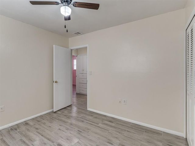 1317 S Miles Avenue, El Reno, OK 73036