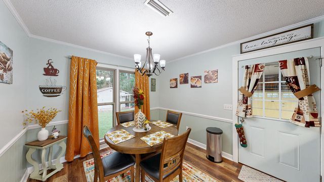 2111 Granada Drive, Dothan, AL 36303