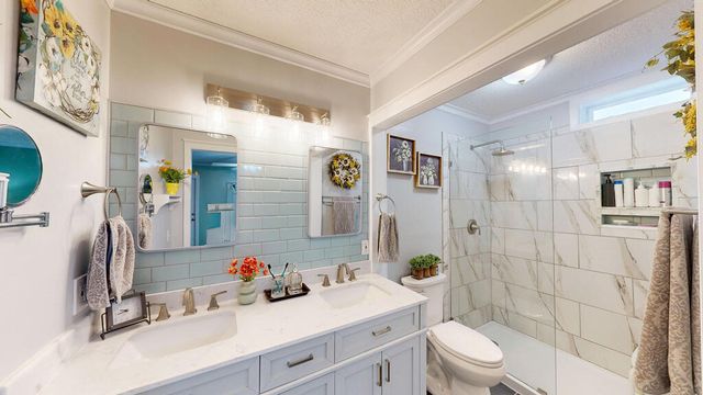 2111 Granada Drive, Dothan, AL 36303