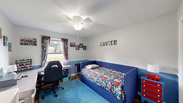 2111 Granada Drive, Dothan, AL 36303