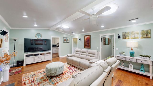 2111 Granada Drive, Dothan, AL 36303