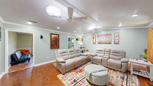 2111 Granada Drive, Dothan, AL 36303