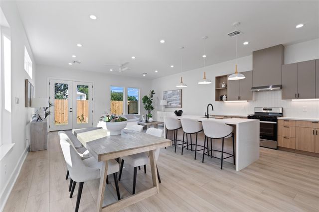 3615B Mt Pleasant Street, Houston, TX 77021