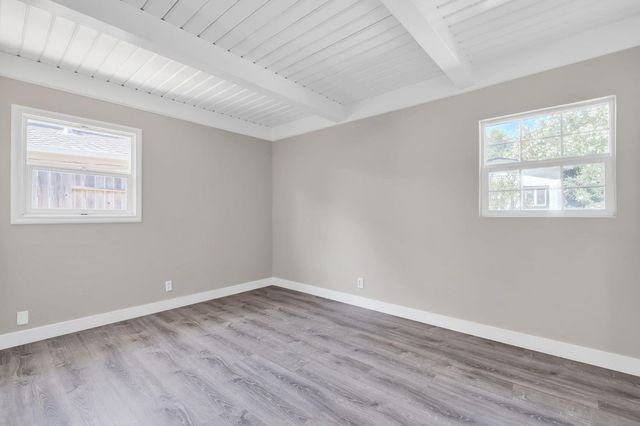 2400 Gwen Dr, Sacramento, CA 95825