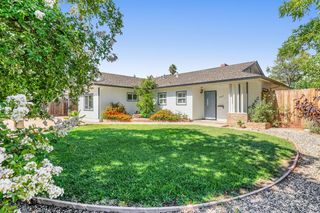 2400 Gwen Dr, Sacramento, CA 95825