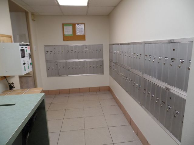 2120 Greentree Rd. 209E, Scott Twp, PA 15220