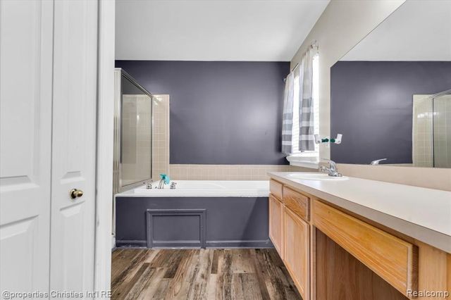 1973 Golfview Lane, Westland, MI 48186