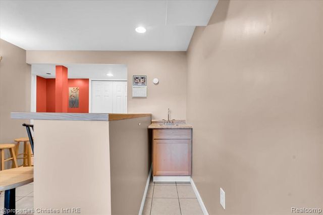 1973 Golfview Lane, Westland, MI 48186