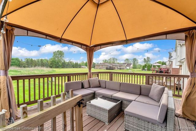 1973 Golfview Lane, Westland, MI 48186