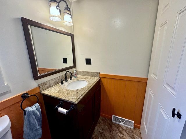 6 Lapidary Lane, Janesville, WI 53548