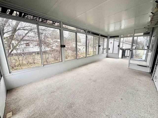 6 Lapidary Lane, Janesville, WI 53548