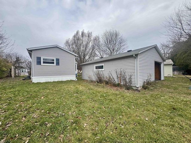 6 Lapidary Lane, Janesville, WI 53548
