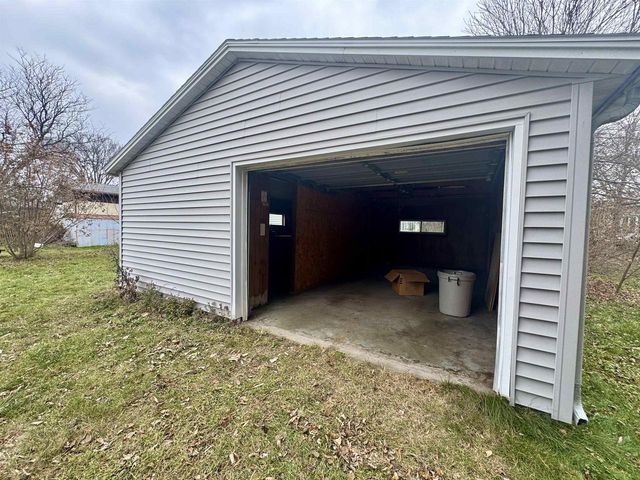 6 Lapidary Lane, Janesville, WI 53548