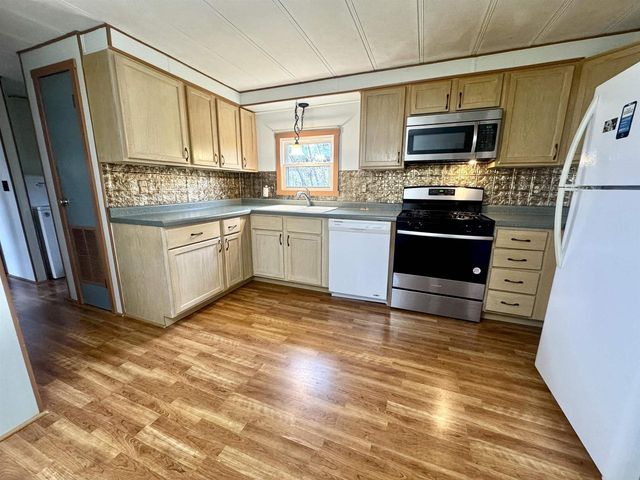 6 Lapidary Lane, Janesville, WI 53548