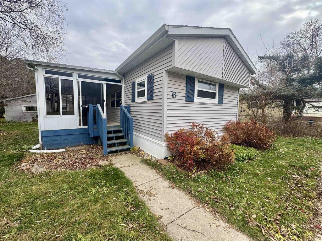 6 Lapidary Lane, Janesville, WI 53548