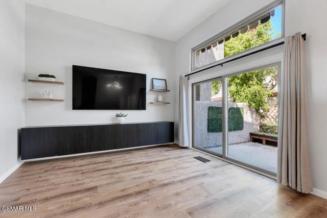 2445 Chandler Avenue 3, Simi Valley, CA 93065