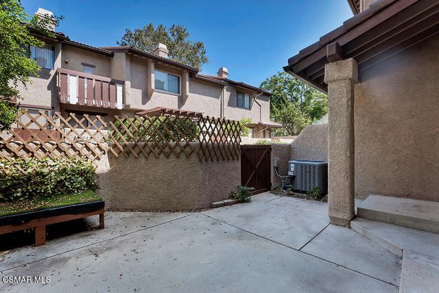 2445 Chandler Avenue 3, Simi Valley, CA 93065