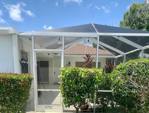 9701 Chapman Oak Court, Palm Beach Gardens, FL 33410