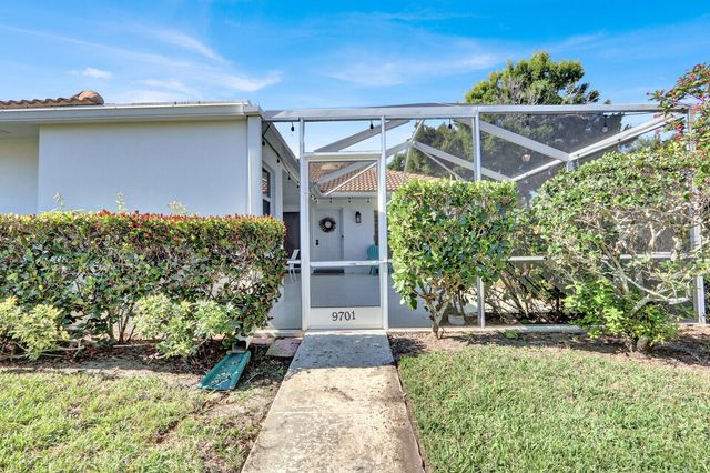 9701 Chapman Oak Court, Palm Beach Gardens, FL 33410