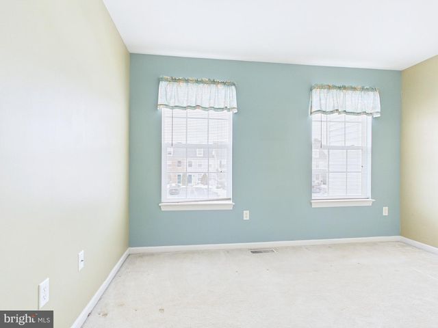 114 BUCKLEY DR, Harrisburg, PA 17112