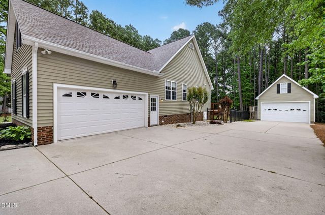 145 Oak Leaf Trail, Youngsville, NC 27596