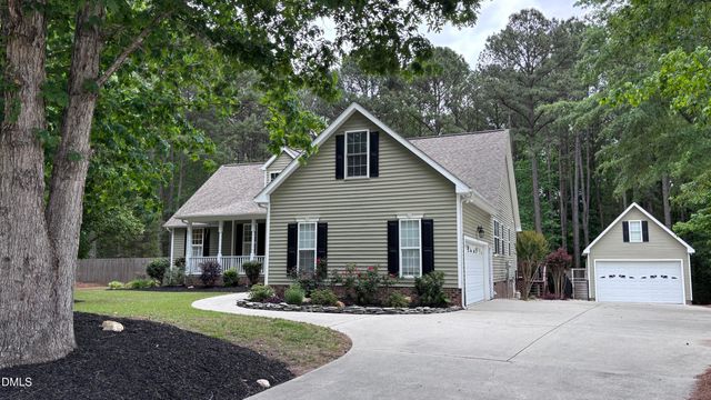 145 Oak Leaf Trail, Youngsville, NC 27596