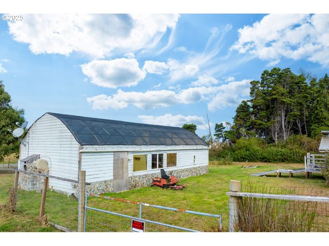 87905 ASTOR Ln, Bandon, OR 97411