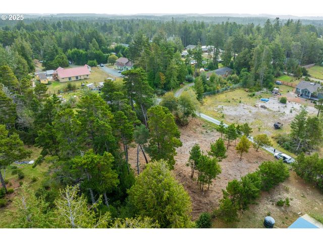 87905 ASTOR Ln, Bandon, OR 97411