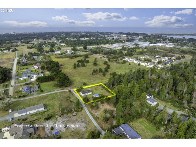 87905 ASTOR Ln, Bandon, OR 97411