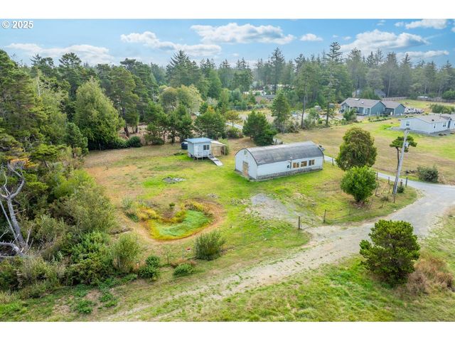 87905 ASTOR Ln, Bandon, OR 97411