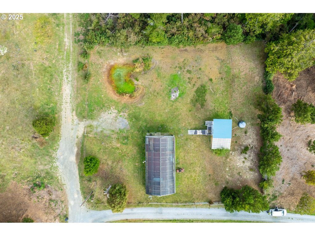 87905 ASTOR Ln, Bandon, OR 97411