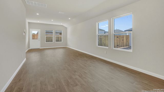 204 RAYMONDVILLE PATH, San Marcos, TX 78666