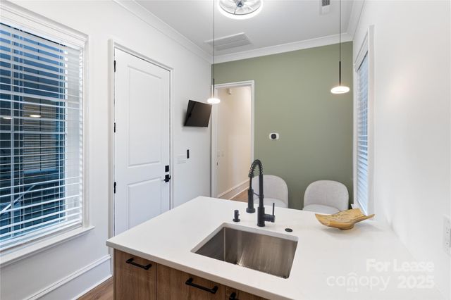 705 S torrence Street, Charlotte, NC 28204