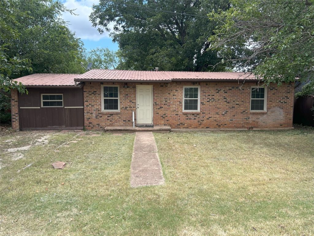 510 Scurry Street, Tuscola, TX 79562