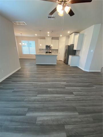 843 Double Mountain Road, College Station, TX 77845