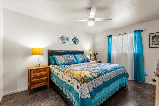 4722 Caroline Street, Seabrook, TX 77586