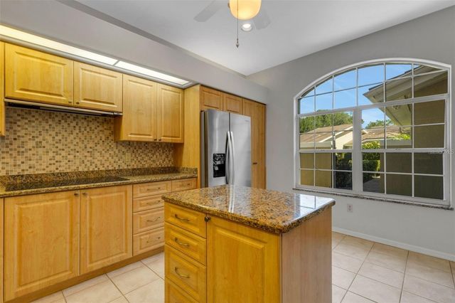 4044 PENSHURST PARK, Sarasota, FL 34235