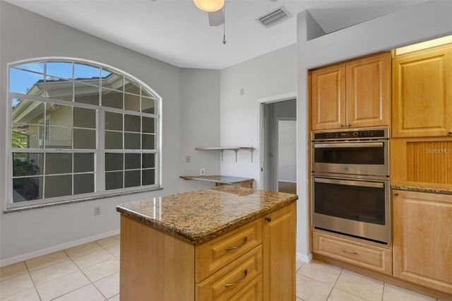 4044 PENSHURST PARK, Sarasota, FL 34235